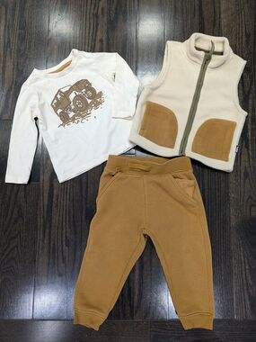 2/$30 Eddie Bauer Toddler 3-Piece Outfit Set – 2T
